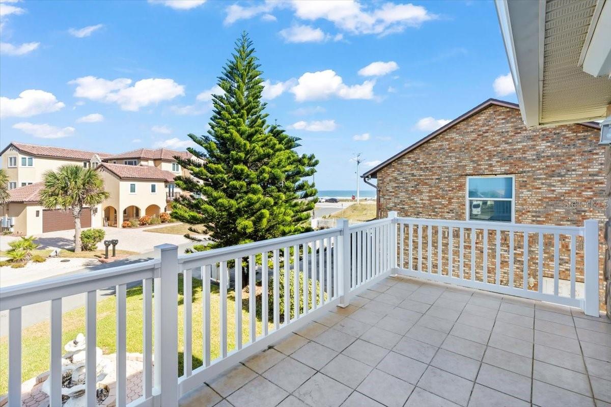 Image 38 of 91 For 10 Capistrano Drive