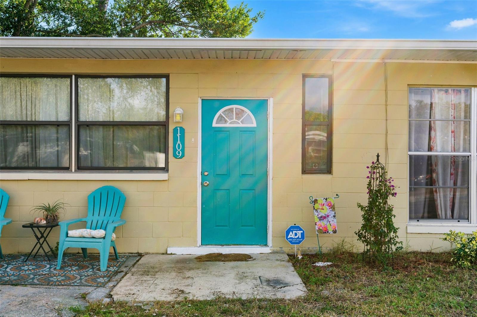 Image 2 of 32 For 1109 Alamanda Lane