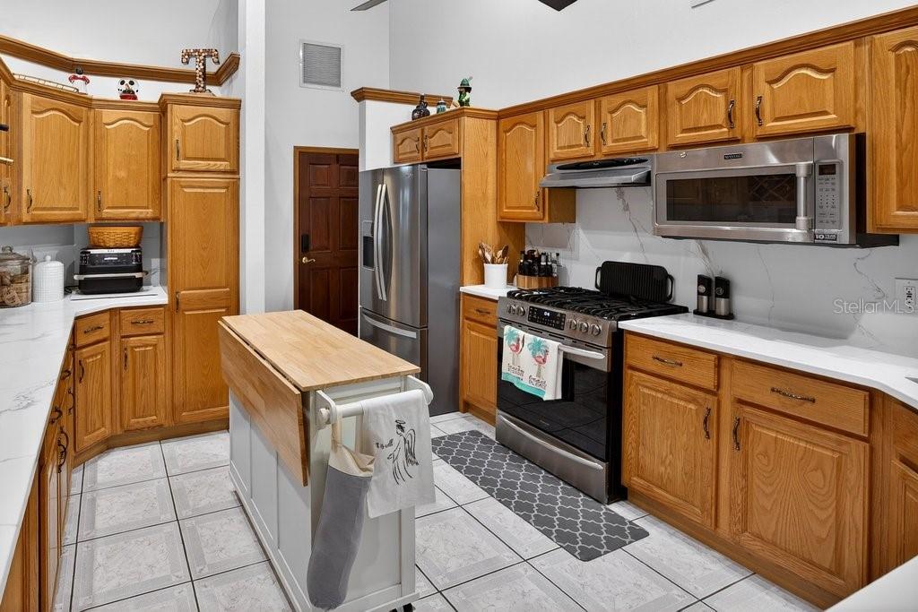 Image 10 of 31 For 40 Franciscan Lane