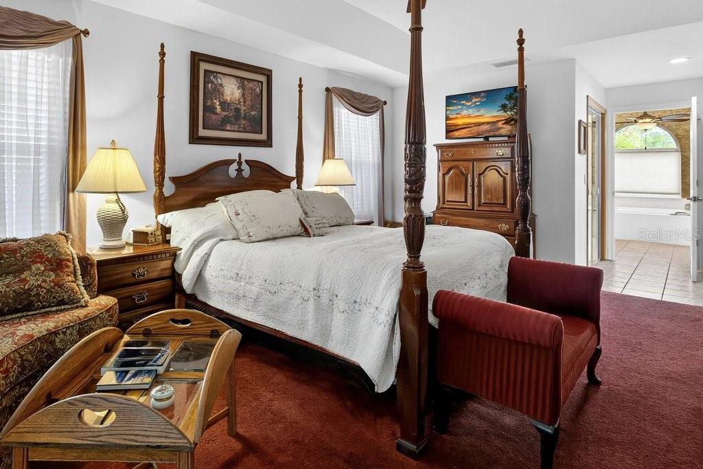 Image 14 of 31 For 40 Franciscan Lane