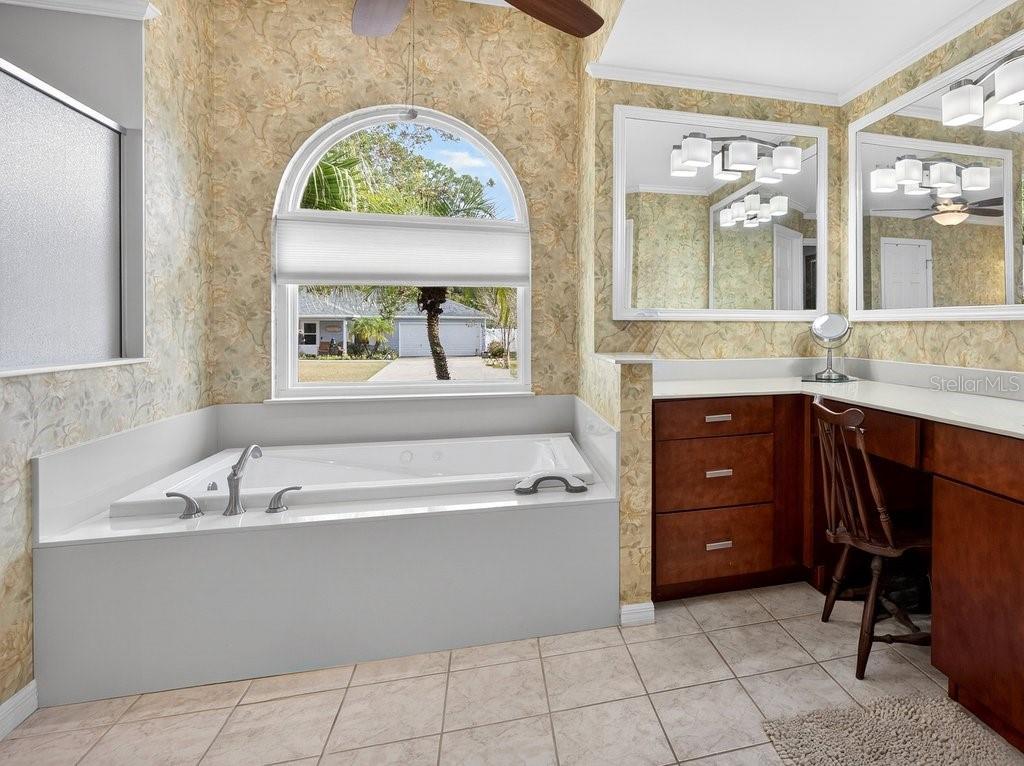 Image 17 of 31 For 40 Franciscan Lane