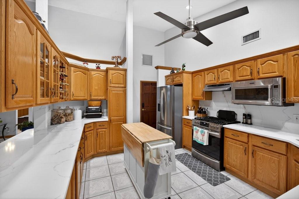 Image 9 of 31 For 40 Franciscan Lane