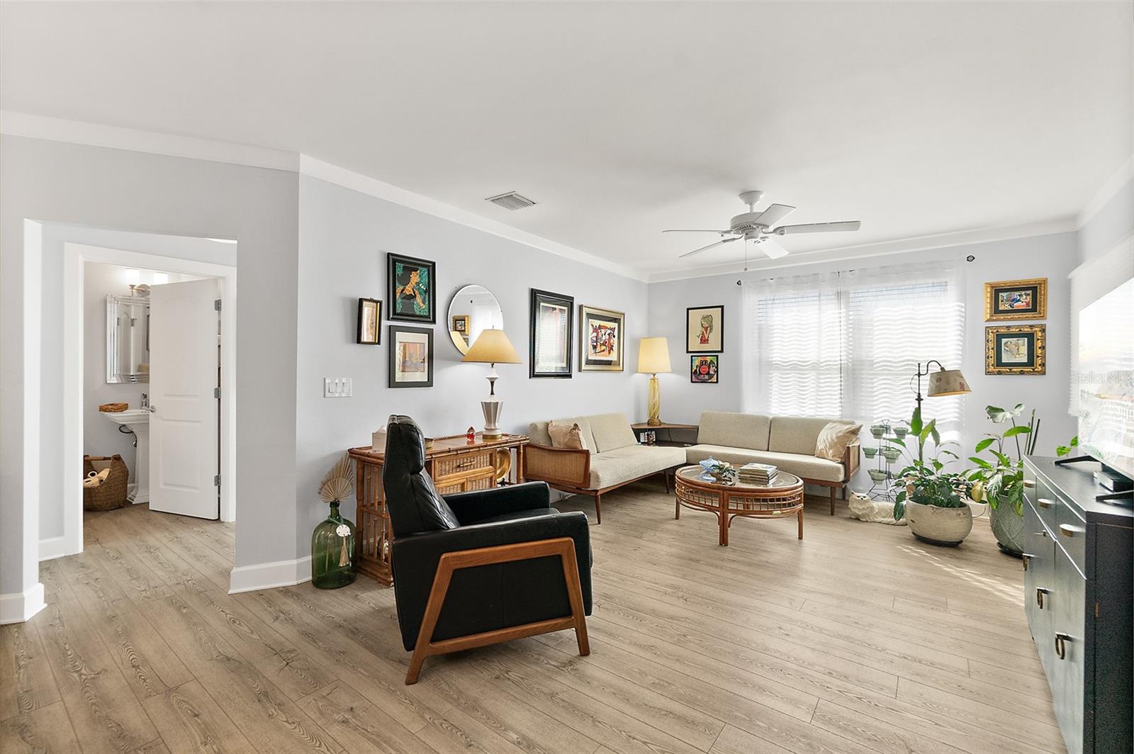 Image 24 of 56 For 100 Marina Bay Drive 101