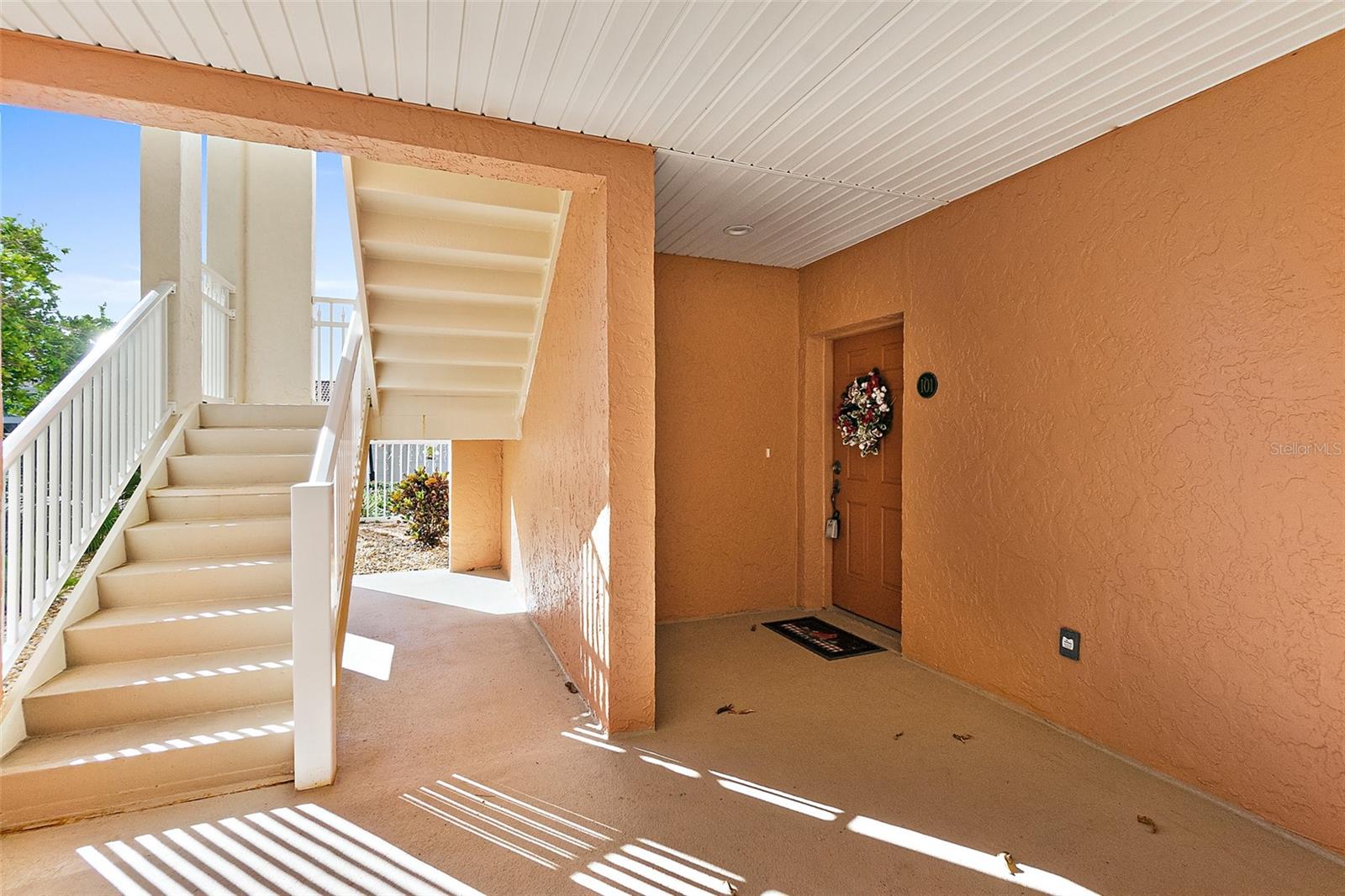 Image 54 of 56 For 100 Marina Bay Drive 101