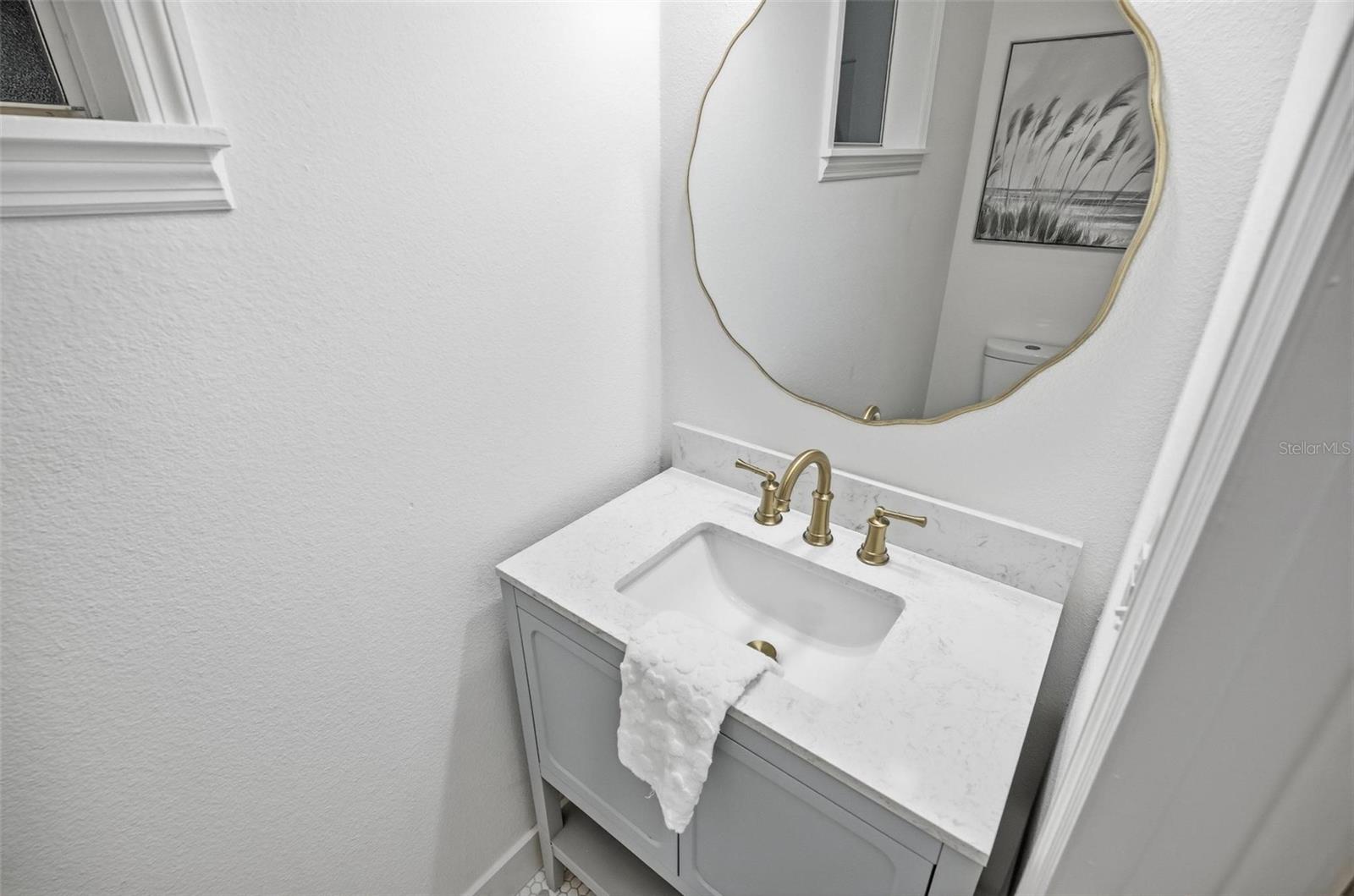 Image 20 of 38 For 41 Old Oak Drive S