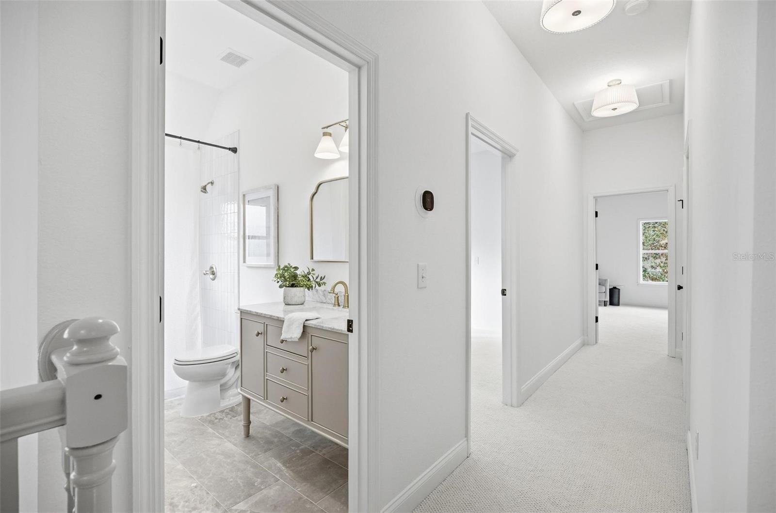 Image 31 of 38 For 41 Old Oak Drive S