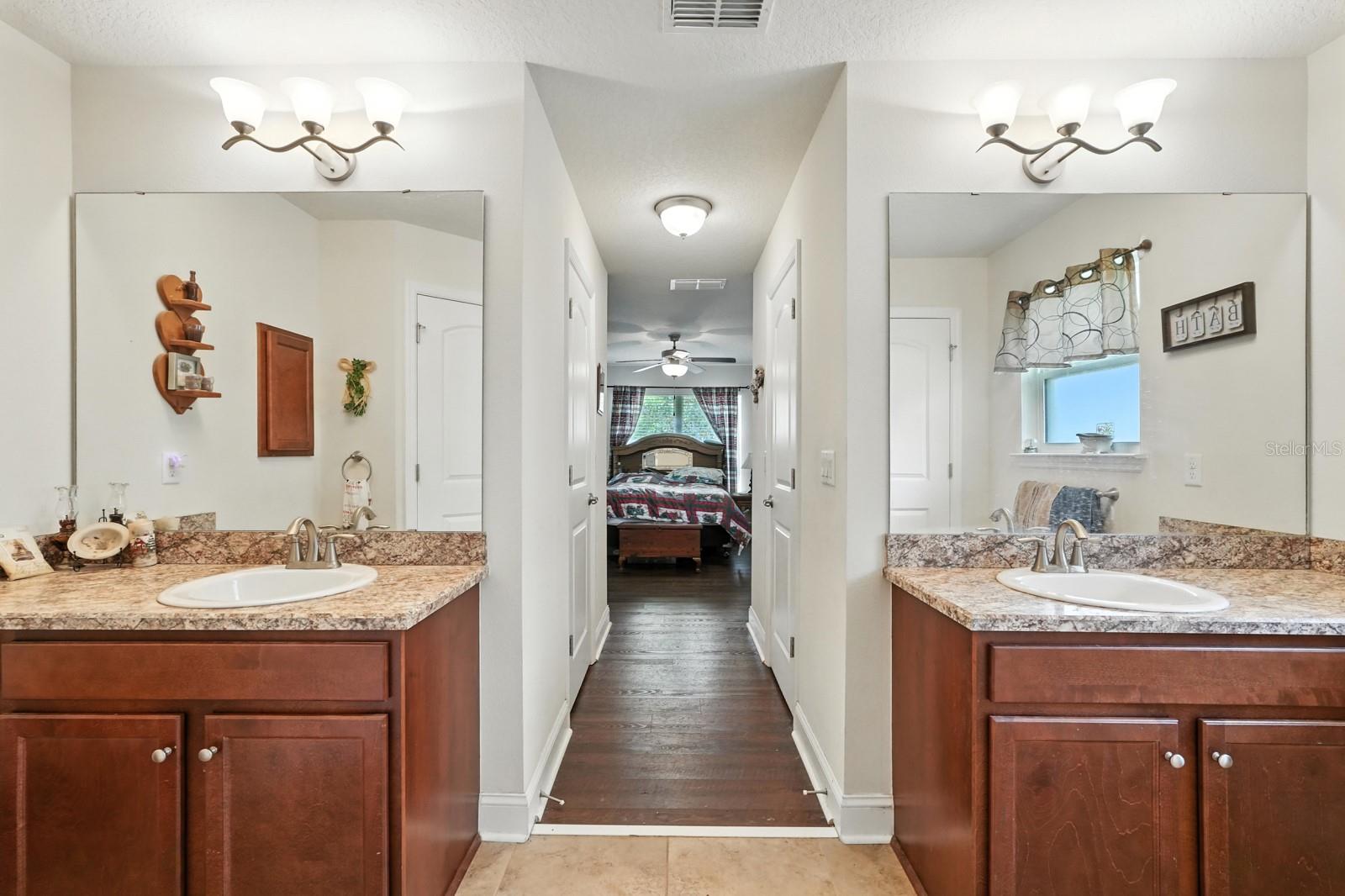 Image 22 of 43 For 8 Zorro Court