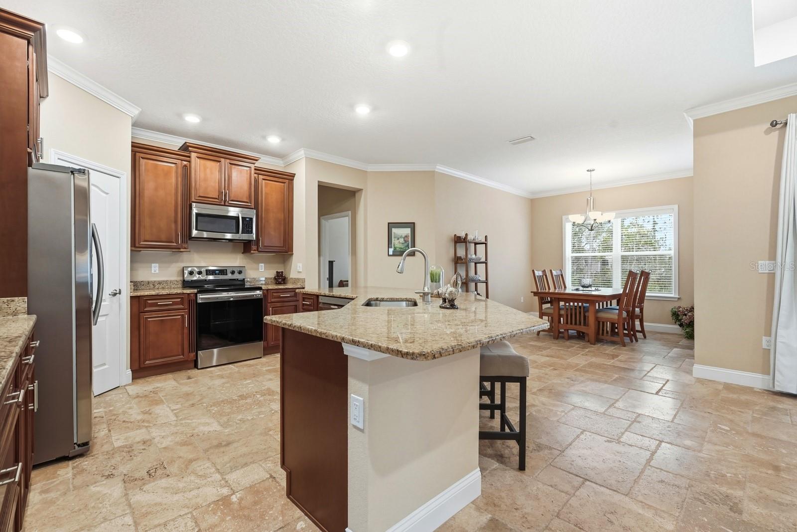 Image 10 of 55 For 39 Lema Lane