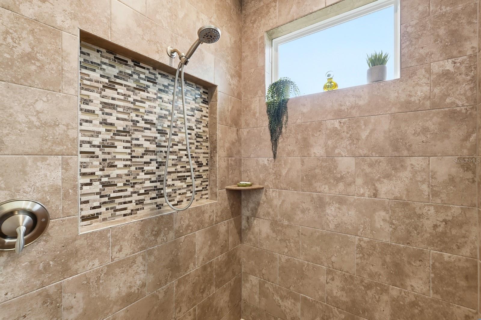 Image 29 of 55 For 39 Lema Lane