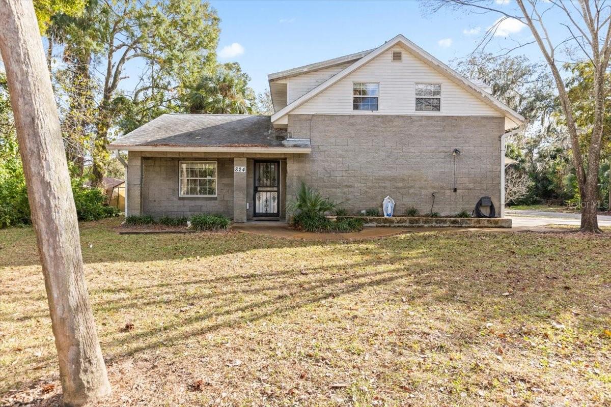 Image 43 of 66 For 824 Fleming Avenue