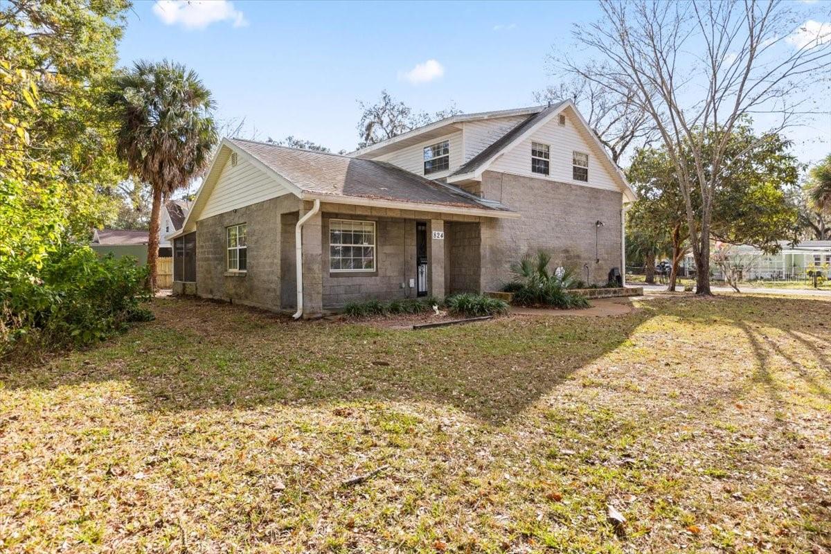 Image 49 of 66 For 824 Fleming Avenue