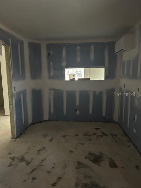 Image 5 of 7 For 209 2nd Street 1