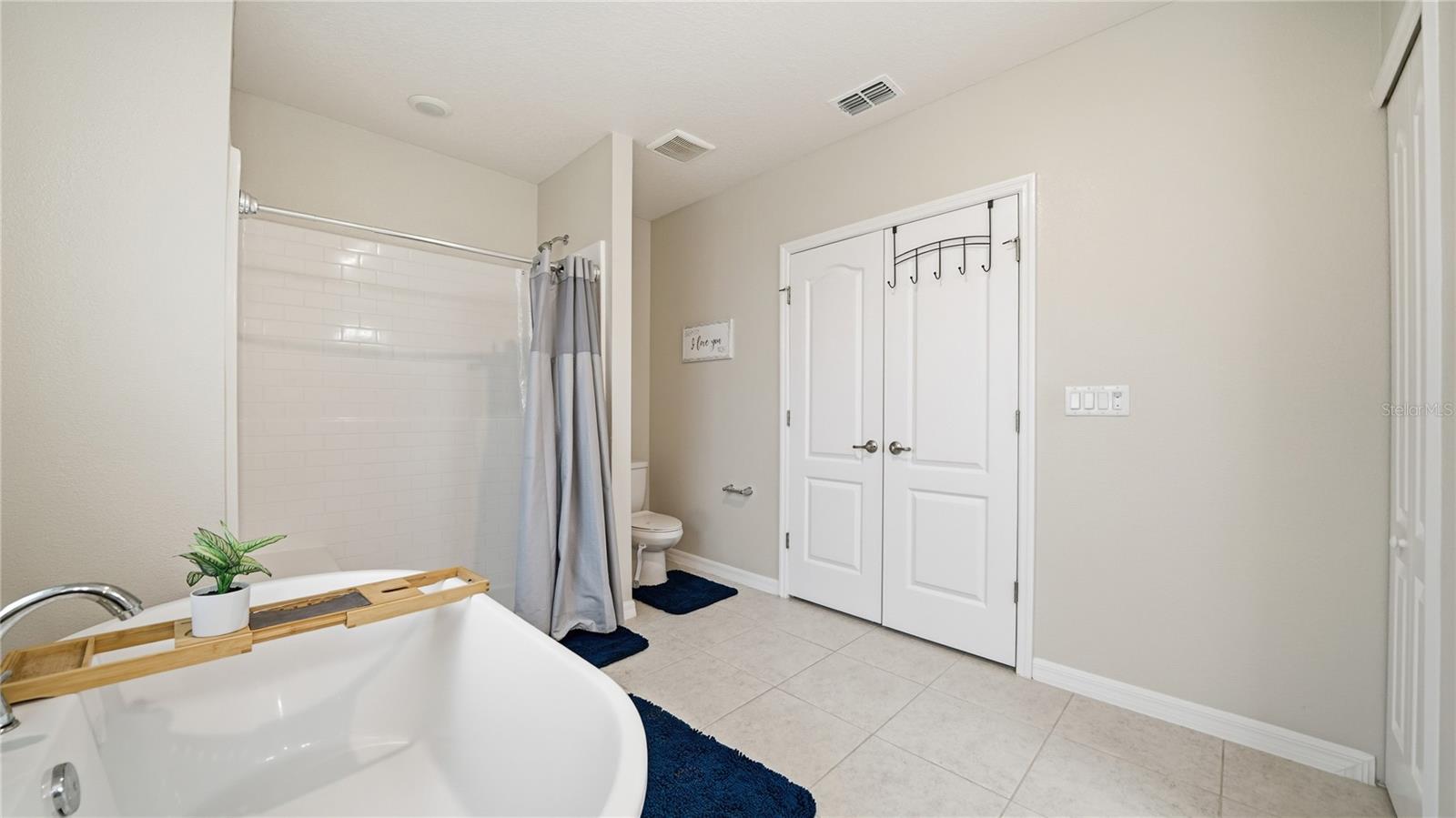 Image 23 of 53 For 4555 Alvin Street