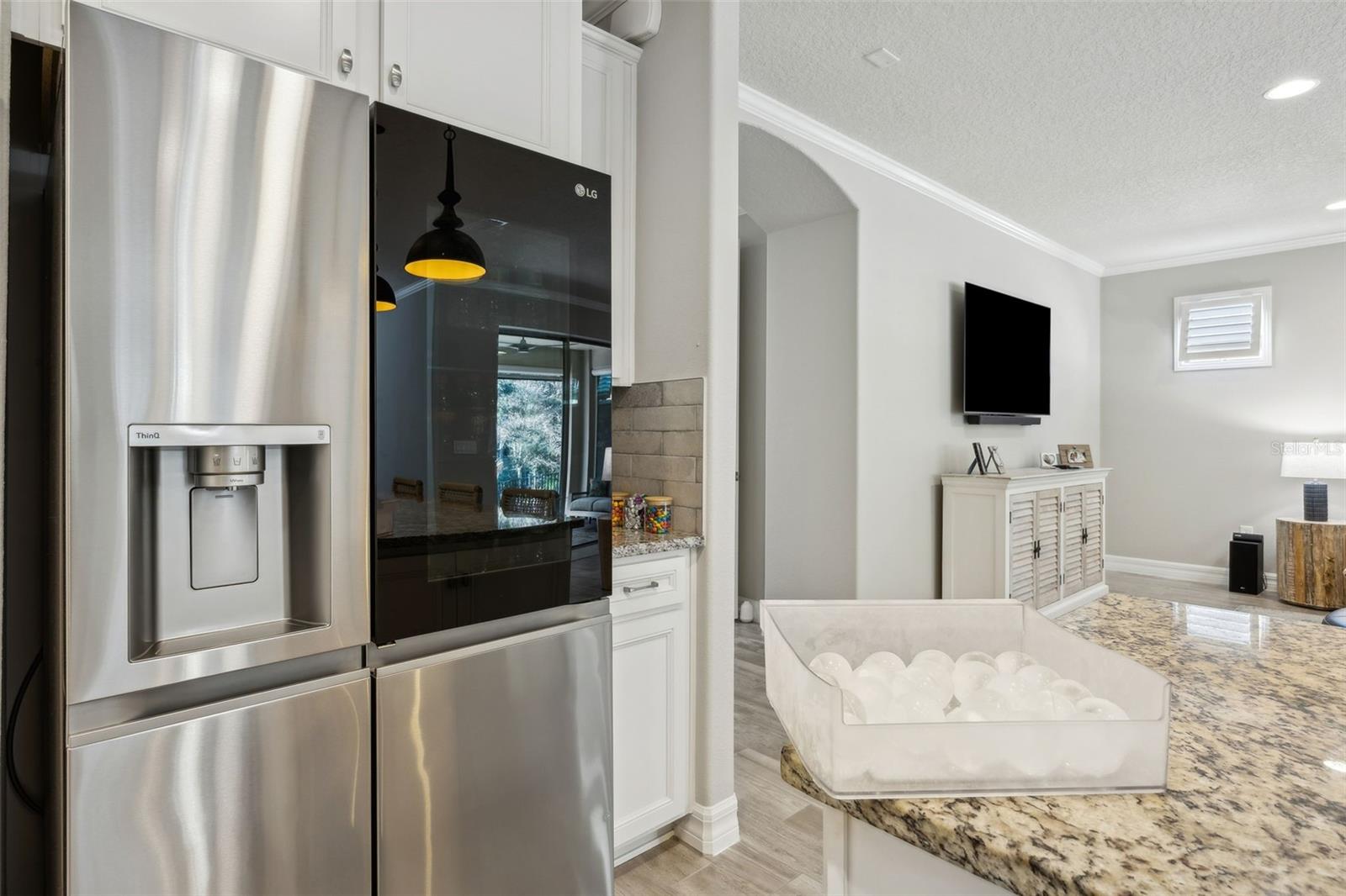 Image 13 of 88 For 76 Artist Oaks Court