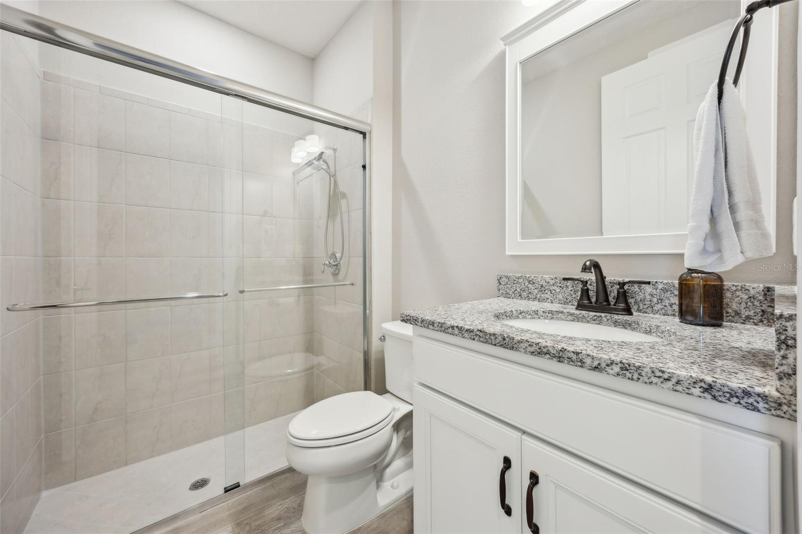 Image 37 of 88 For 76 Artist Oaks Court