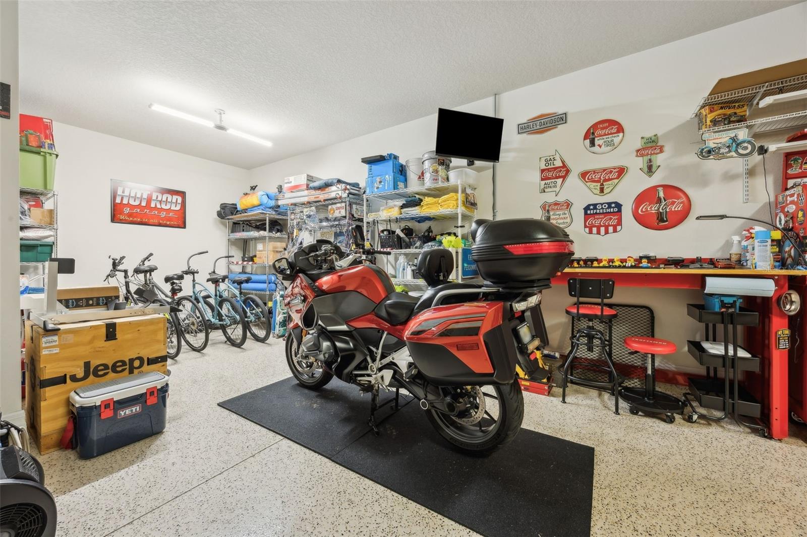 Image 41 of 88 For 76 Artist Oaks Court