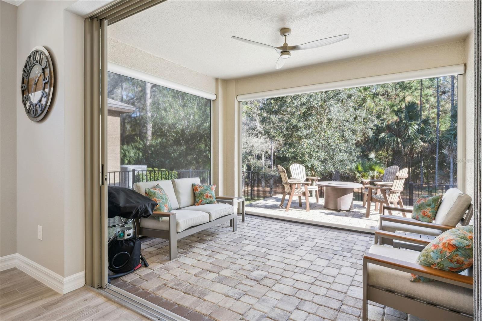 Image 43 of 88 For 76 Artist Oaks Court