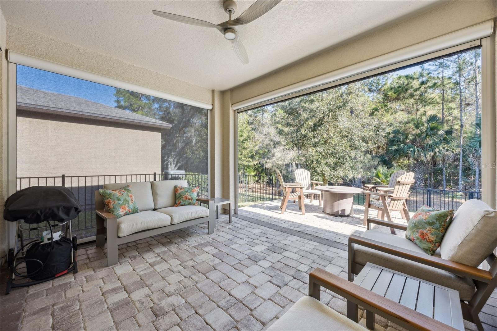 Image 45 of 88 For 76 Artist Oaks Court