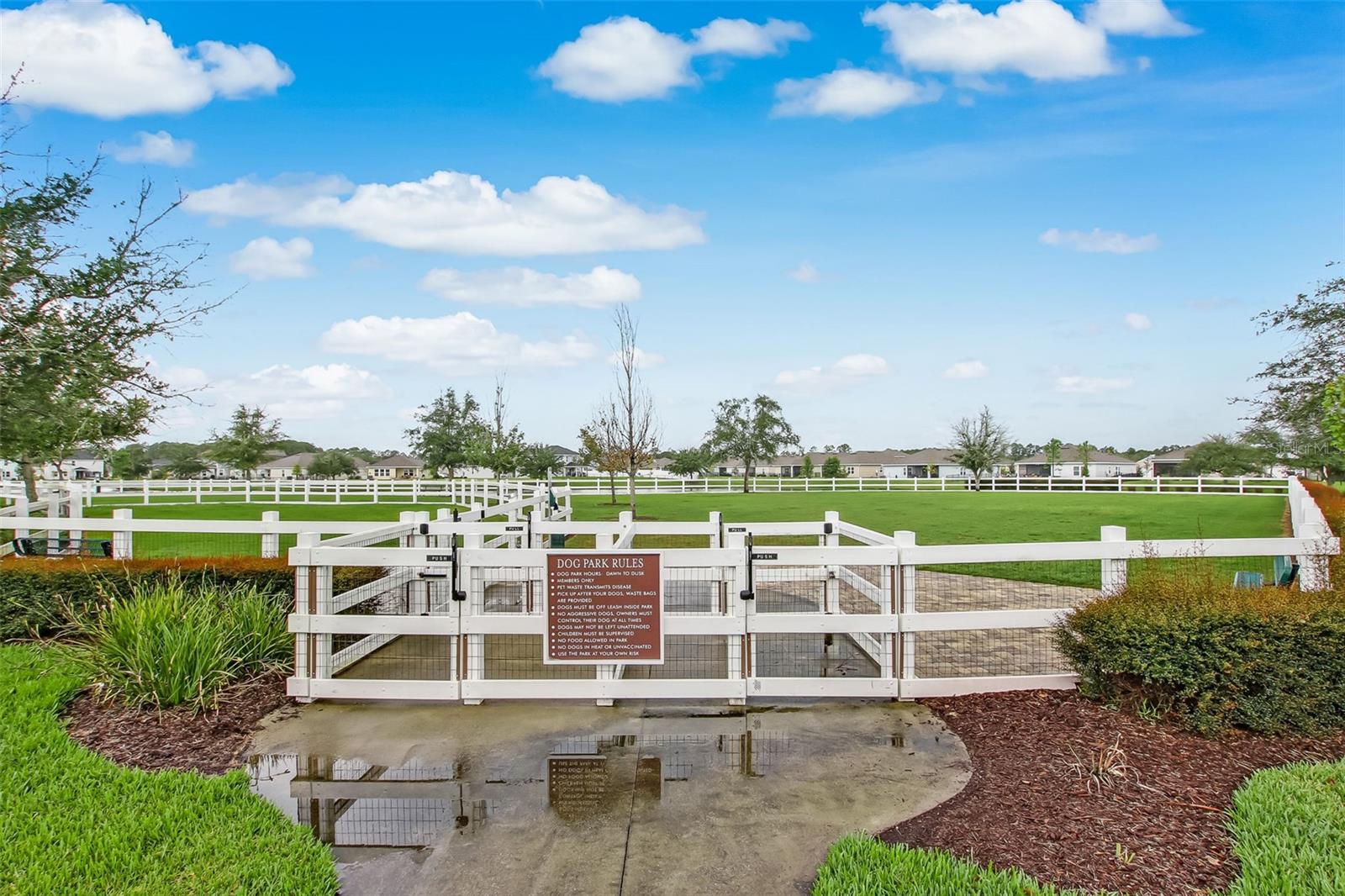 Image 59 of 88 For 76 Artist Oaks Court