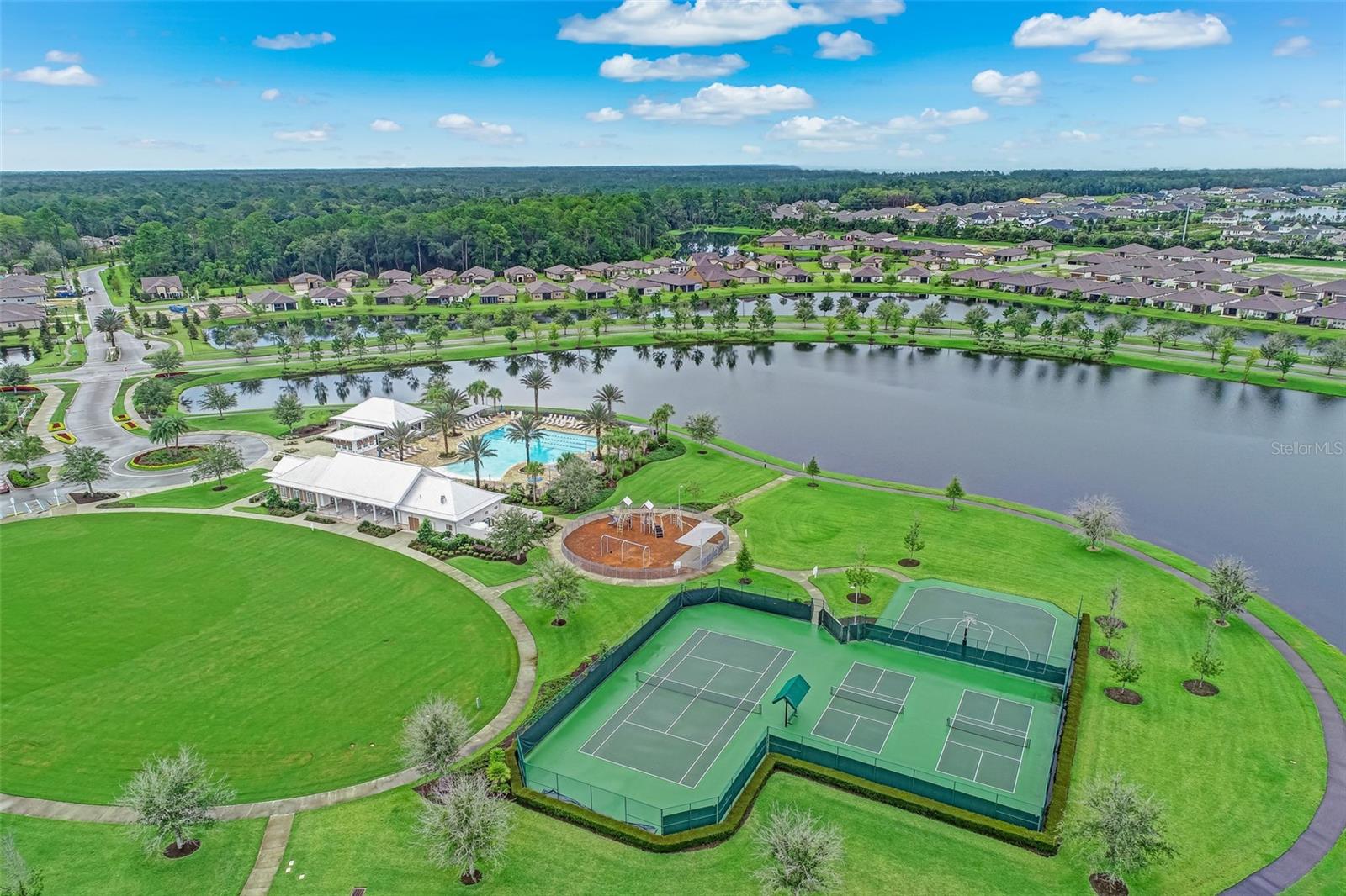 Image 69 of 88 For 76 Artist Oaks Court