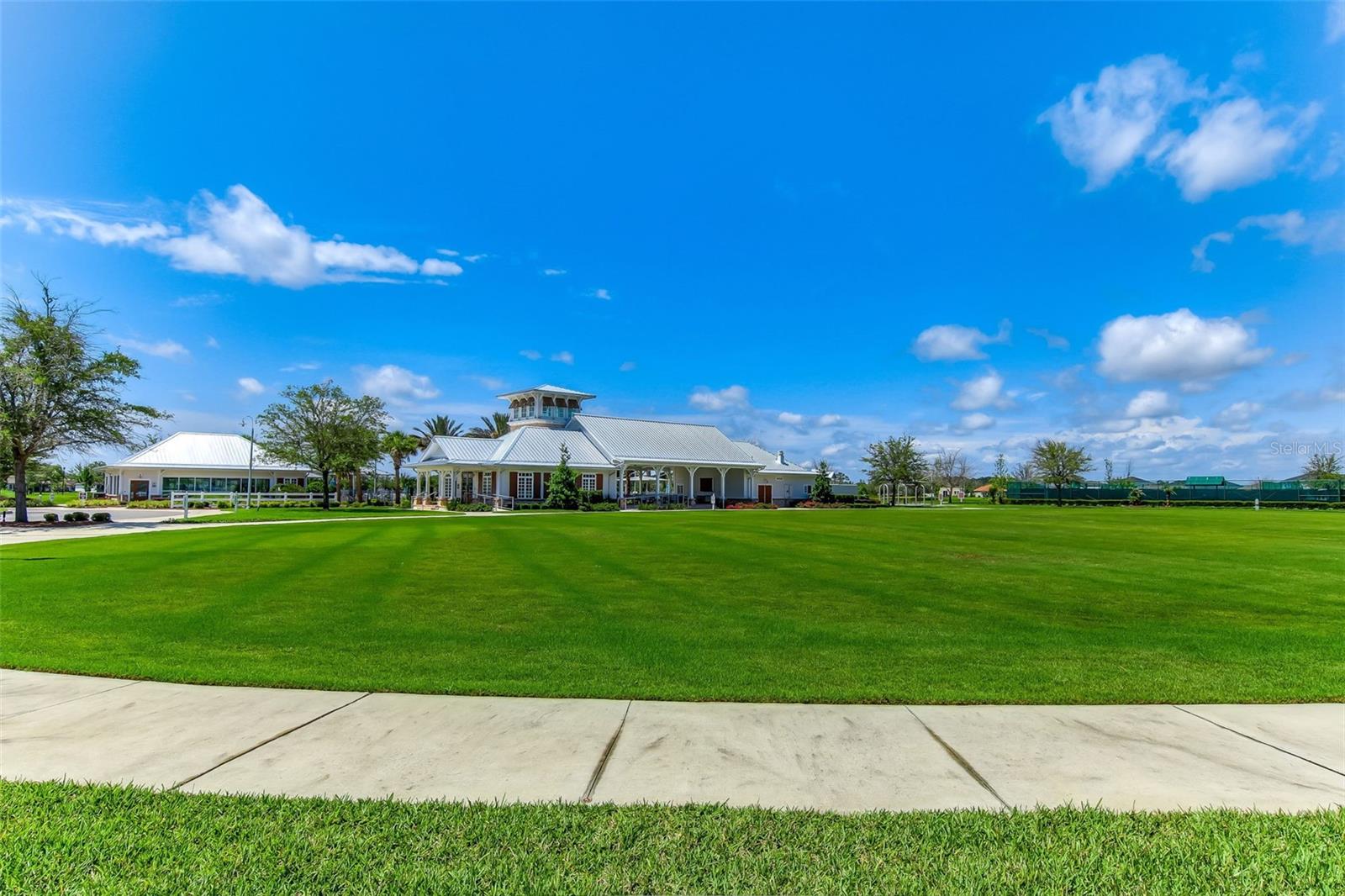 Image 72 of 88 For 76 Artist Oaks Court