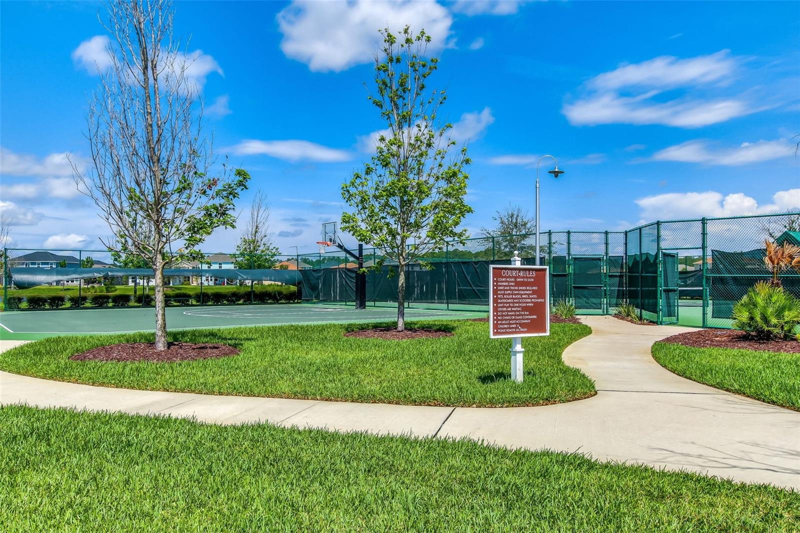 Image 82 of 88 For 76 Artist Oaks Court