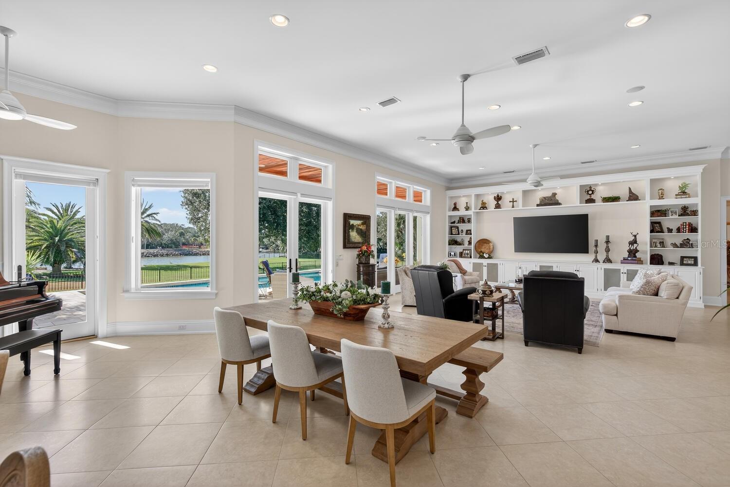 Image 11 of 97 For 7 Capri Court