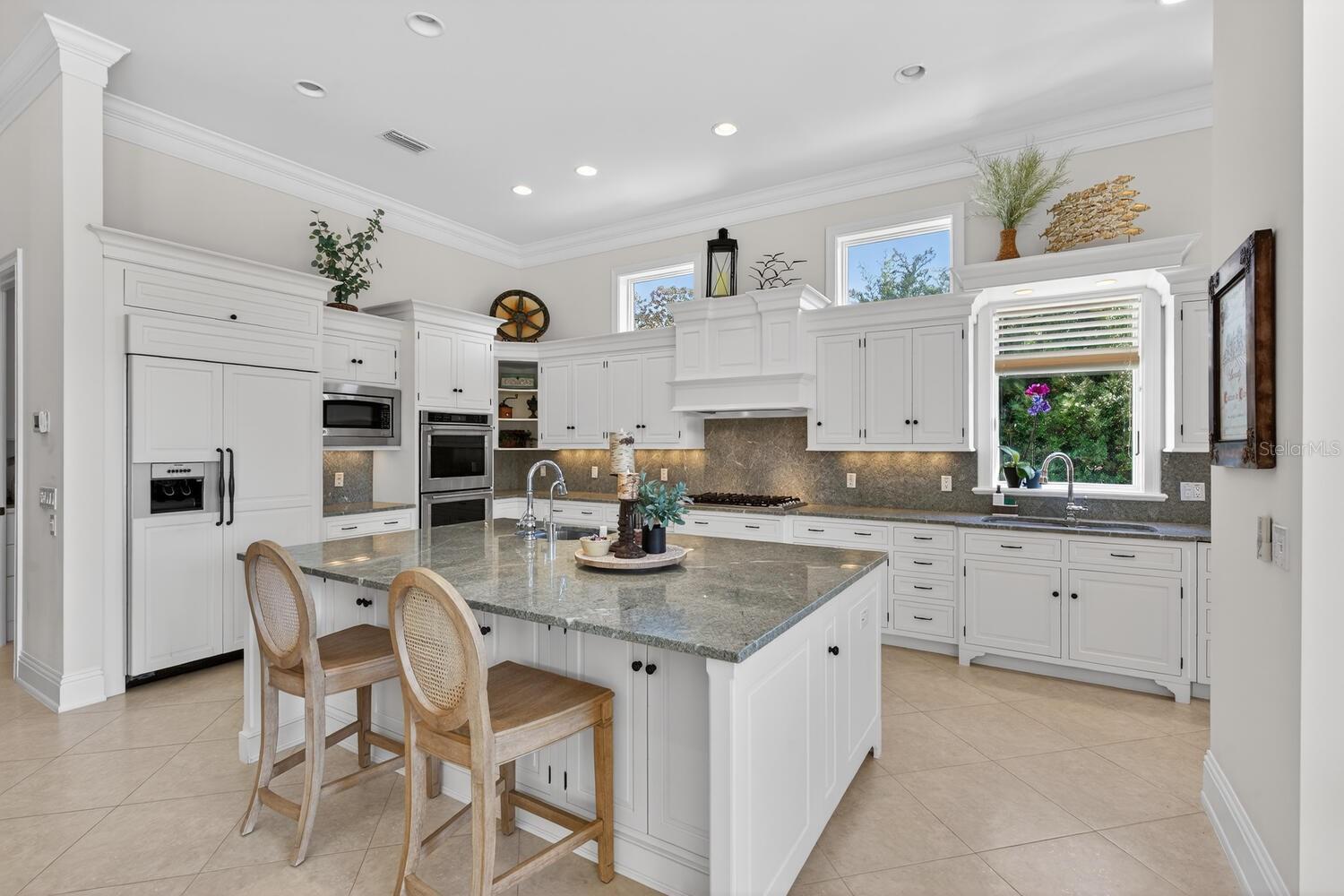 Image 12 of 97 For 7 Capri Court