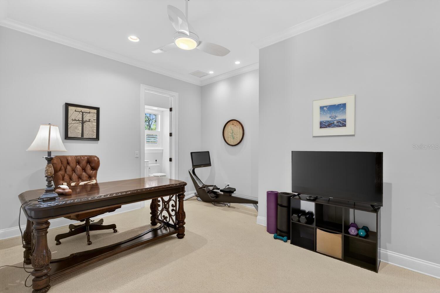 Image 36 of 97 For 7 Capri Court