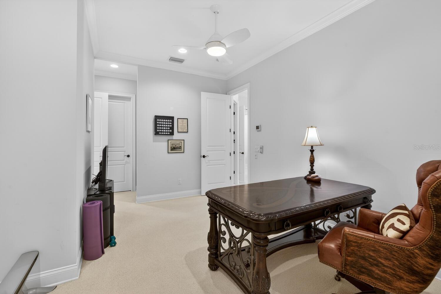 Image 37 of 97 For 7 Capri Court