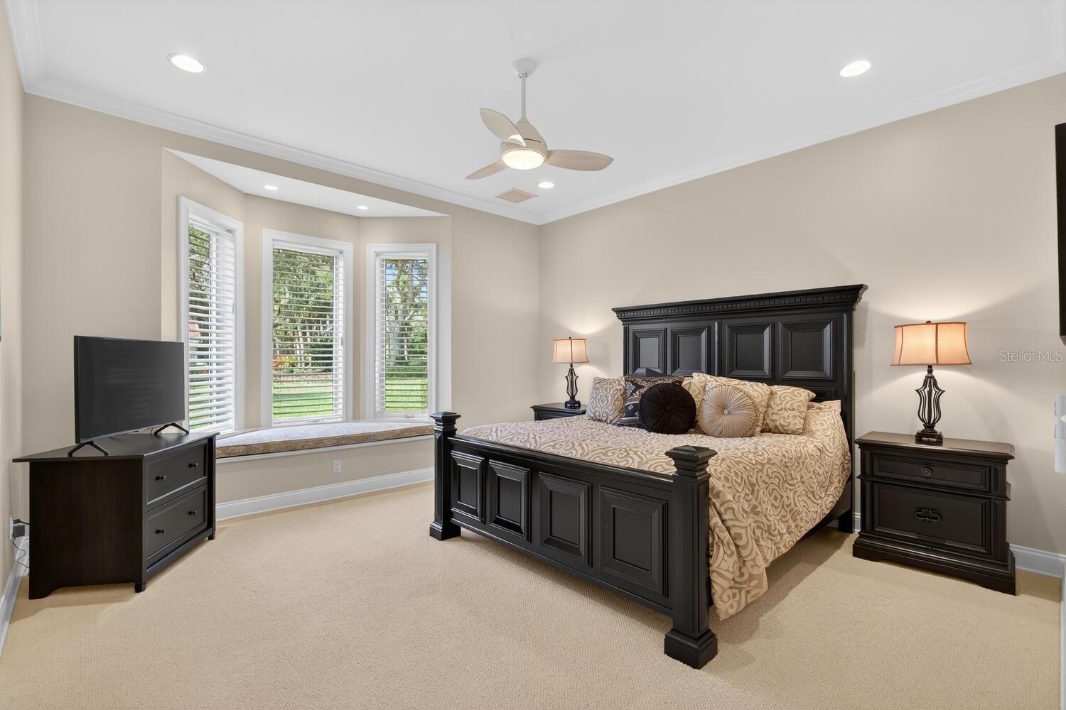 Image 39 of 97 For 7 Capri Court