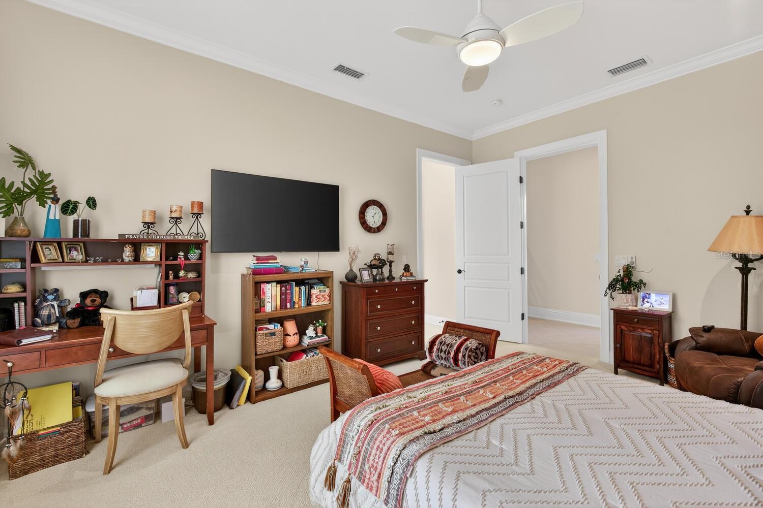 Image 42 of 97 For 7 Capri Court