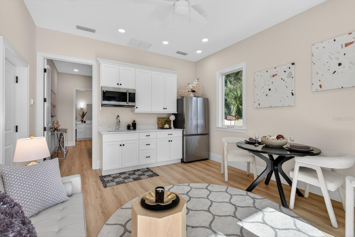 Image 47 of 97 For 7 Capri Court