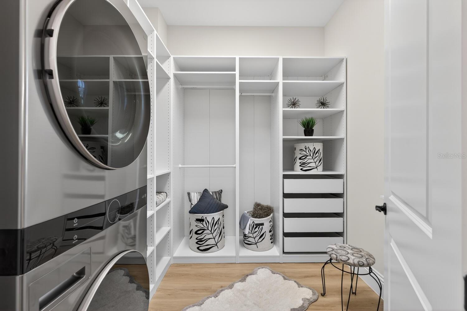 Image 52 of 97 For 7 Capri Court