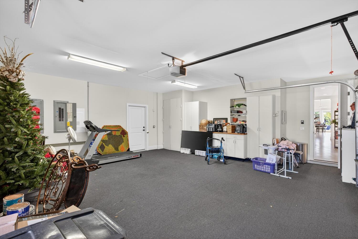 Image 54 of 97 For 7 Capri Court