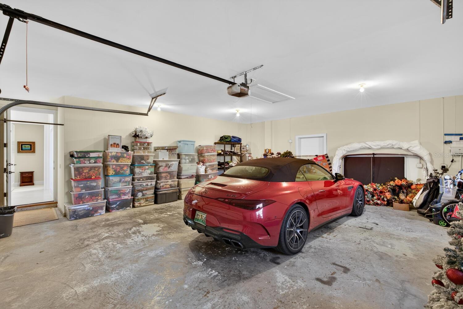 Image 55 of 97 For 7 Capri Court