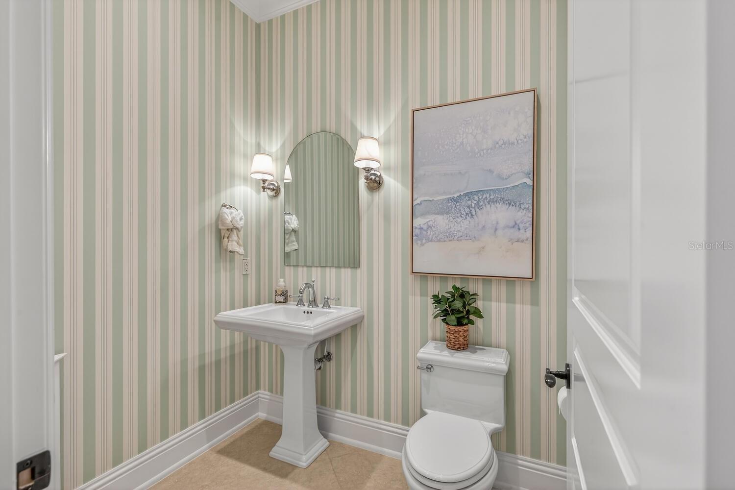 Image 56 of 97 For 7 Capri Court