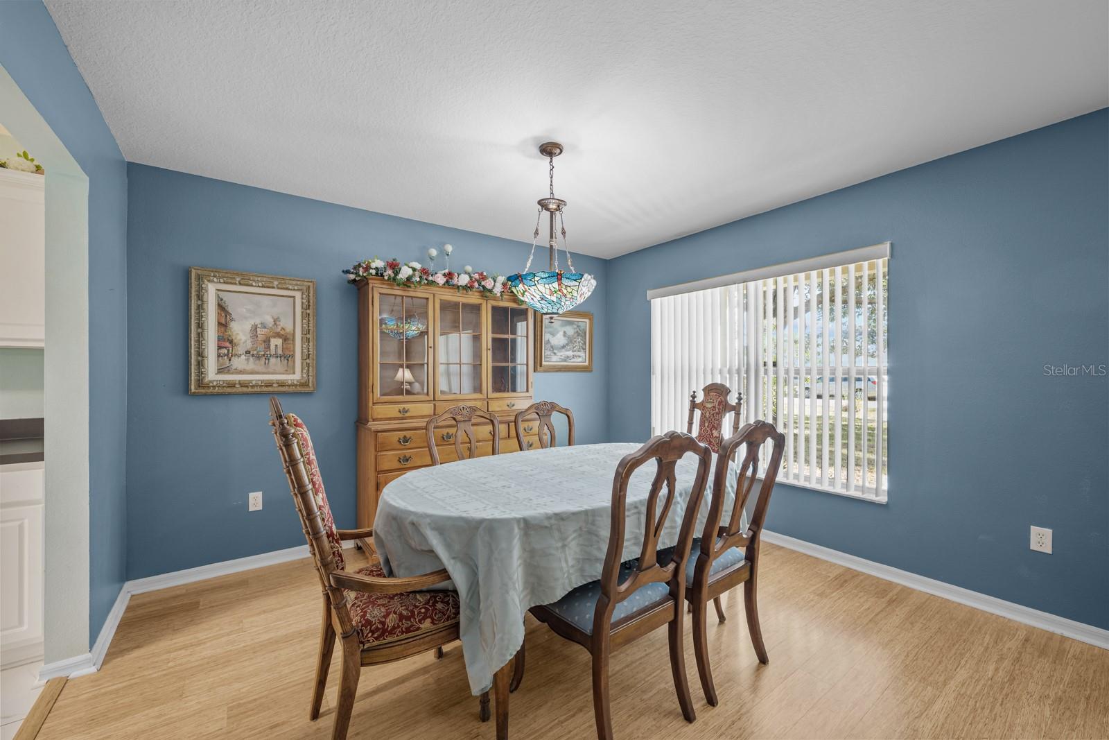 Image 11 of 83 For 14 Burnley Place