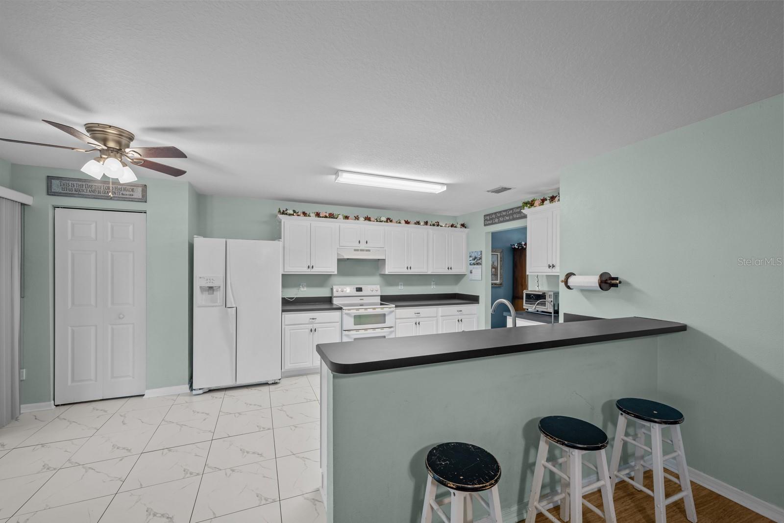 Image 15 of 83 For 14 Burnley Place