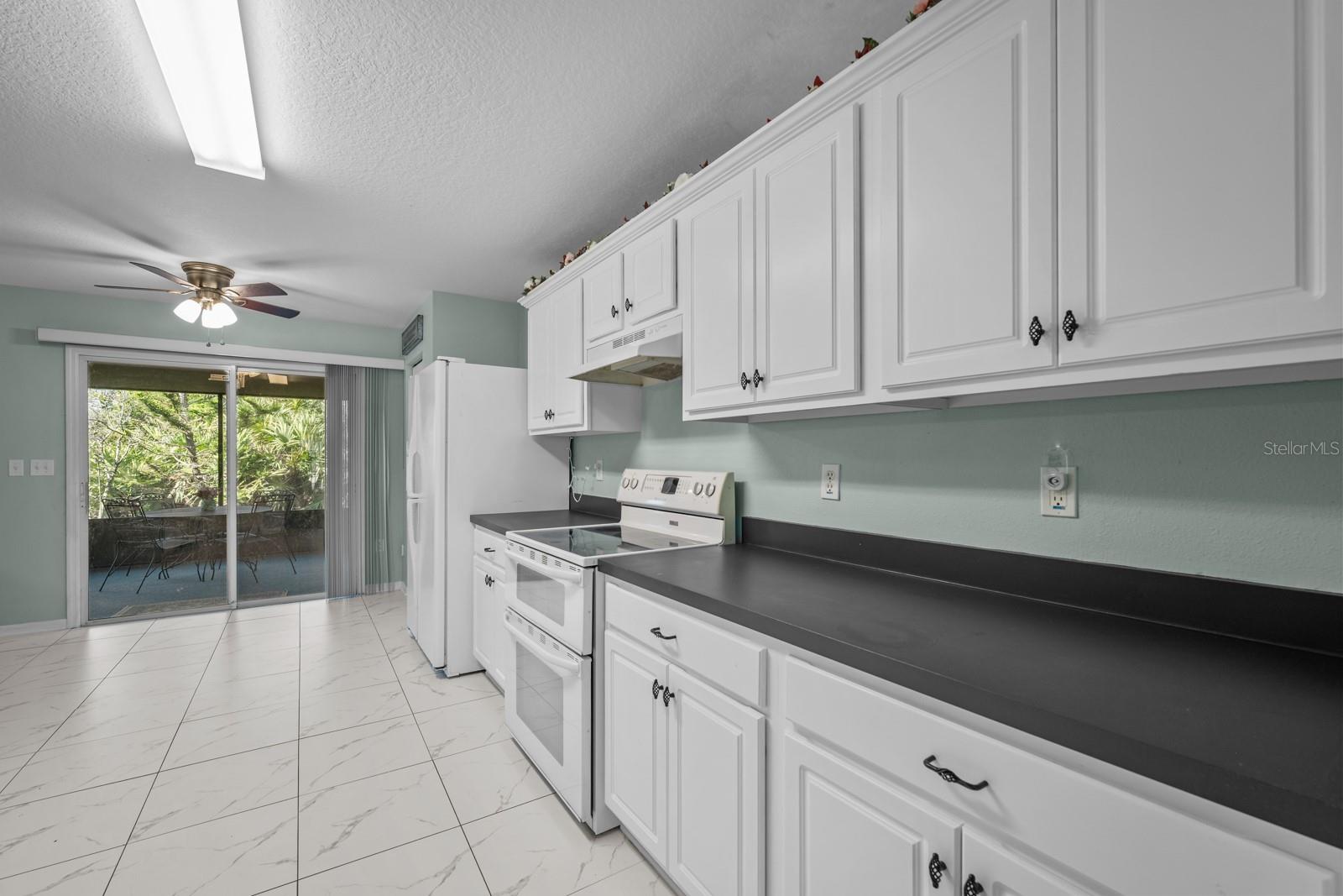 Image 20 of 83 For 14 Burnley Place