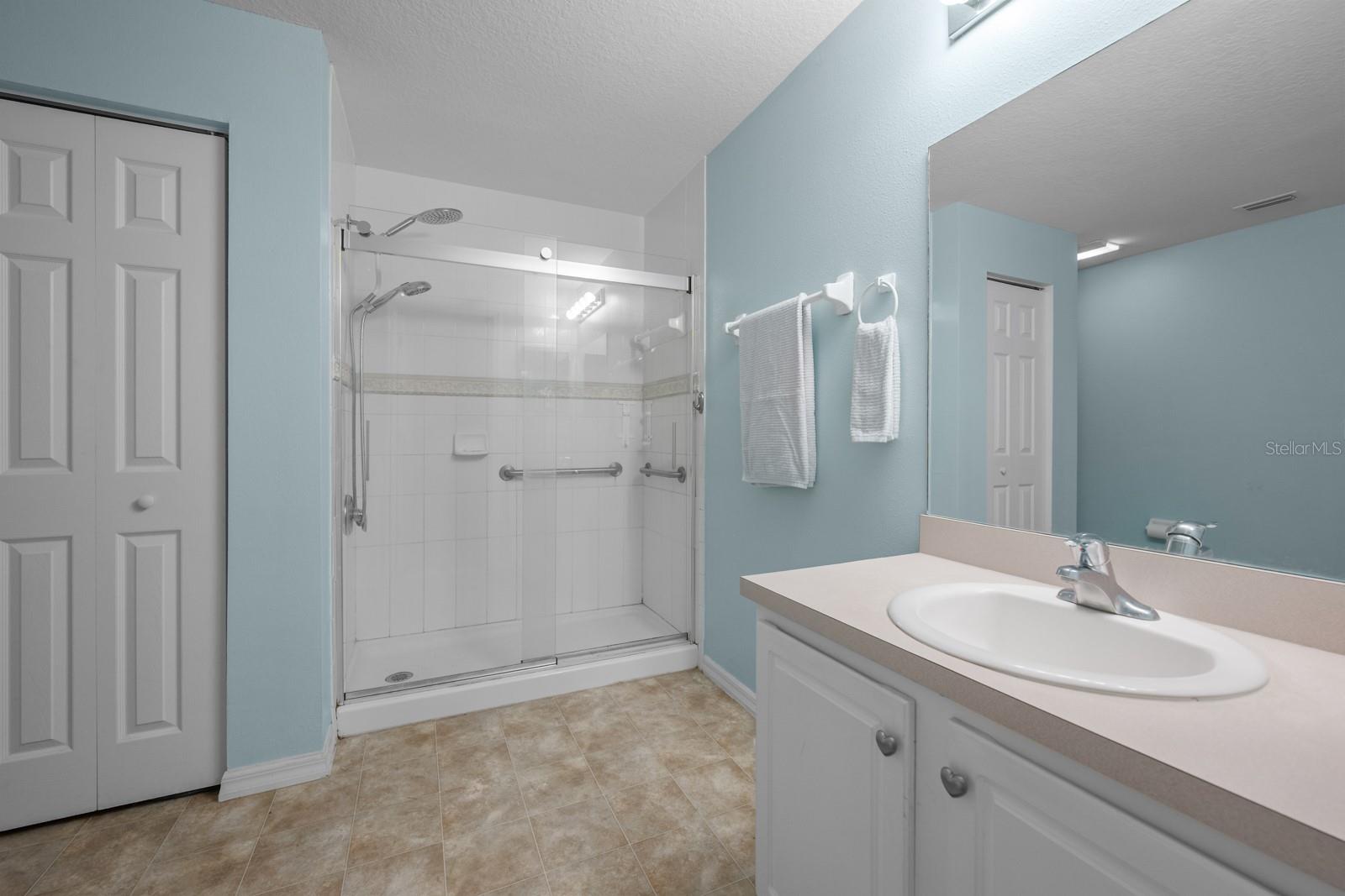 Image 27 of 83 For 14 Burnley Place