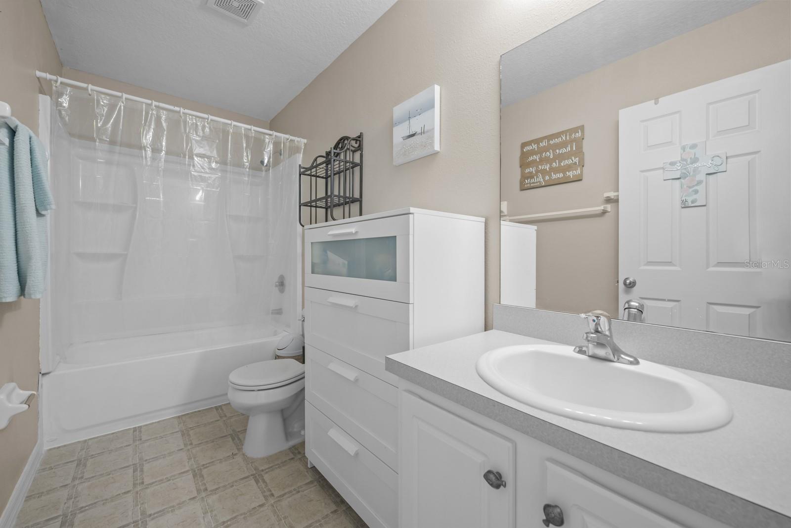 Image 36 of 83 For 14 Burnley Place