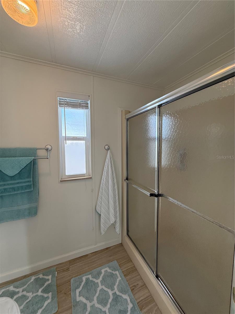 Image 30 of 38 For 207 Monitor Drive