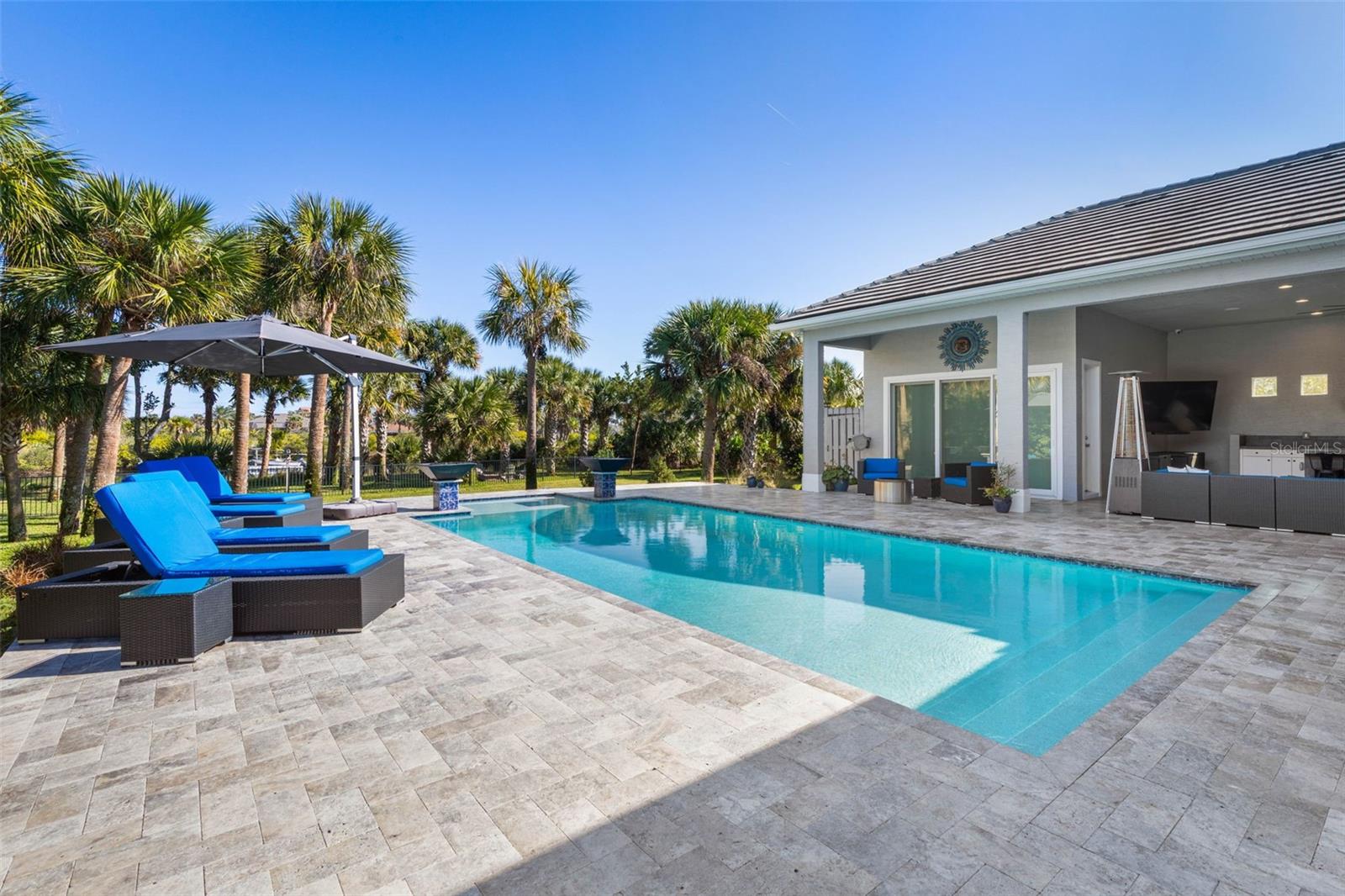 Image 34 of 92 For 173 Island Estates Parkway