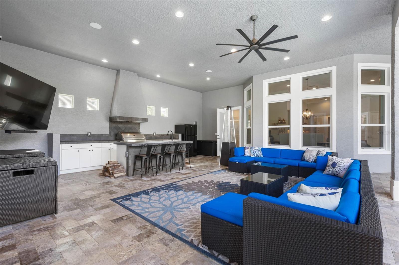 Image 43 of 92 For 173 Island Estates Parkway