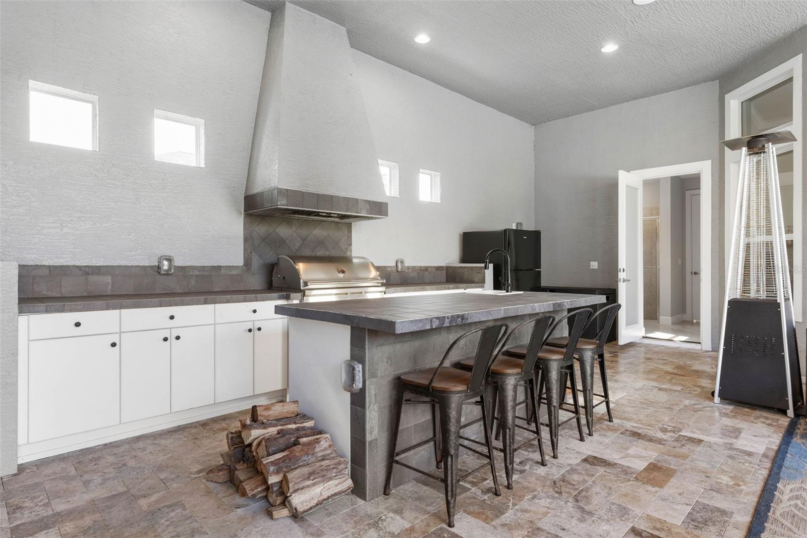 Image 44 of 92 For 173 Island Estates Parkway