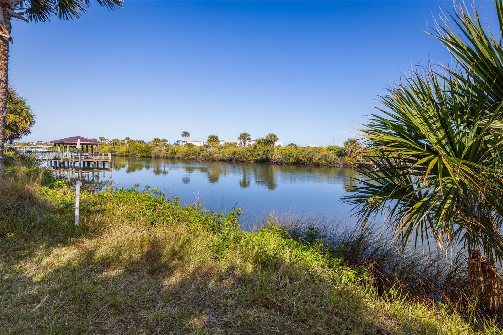 Image 70 of 92 For 173 Island Estates Parkway