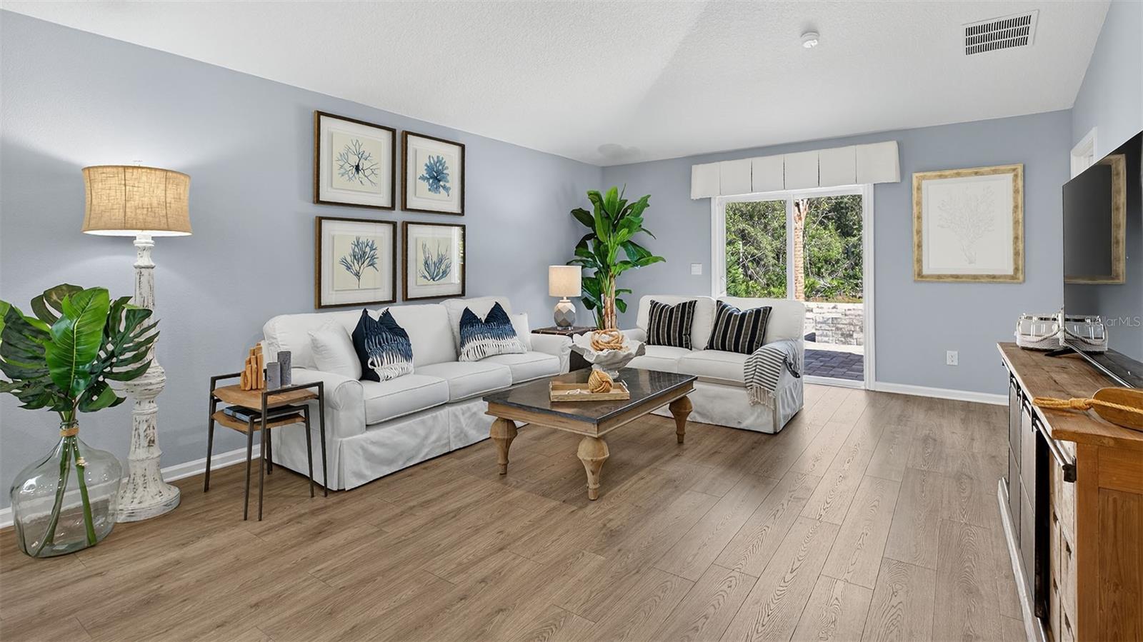 Image 10 of 56 For 24 Flagstick Lane