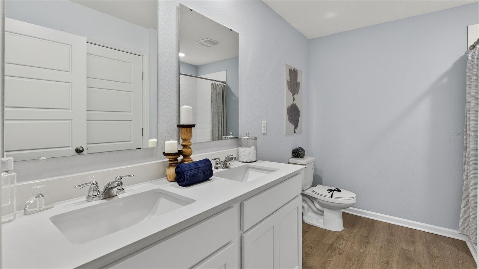 Image 17 of 56 For 24 Flagstick Lane