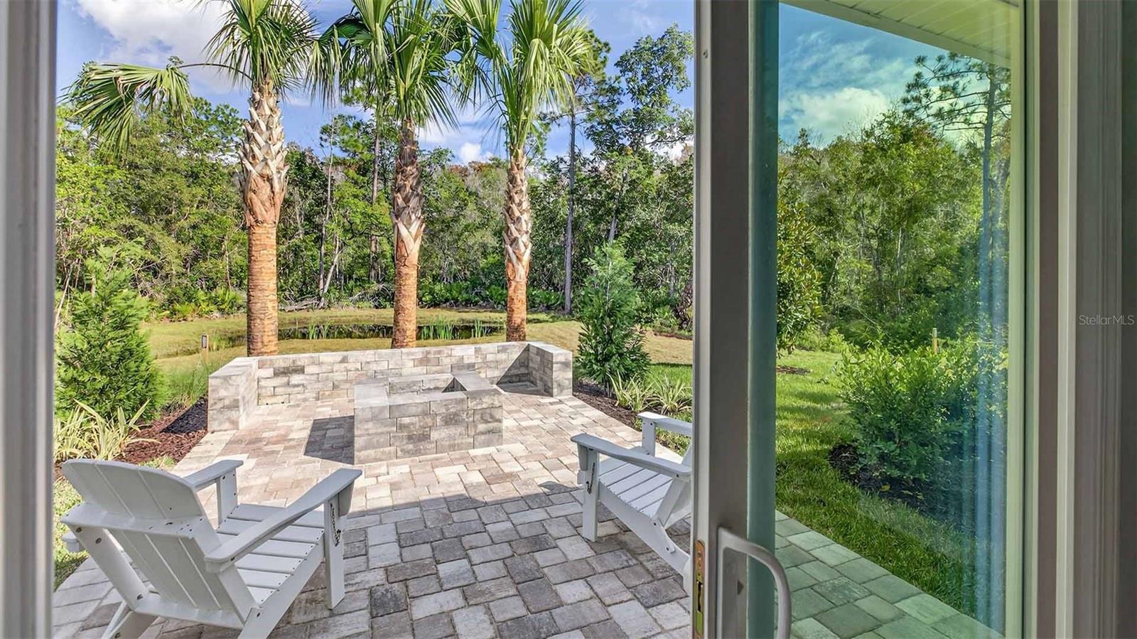 Image 23 of 56 For 24 Flagstick Lane